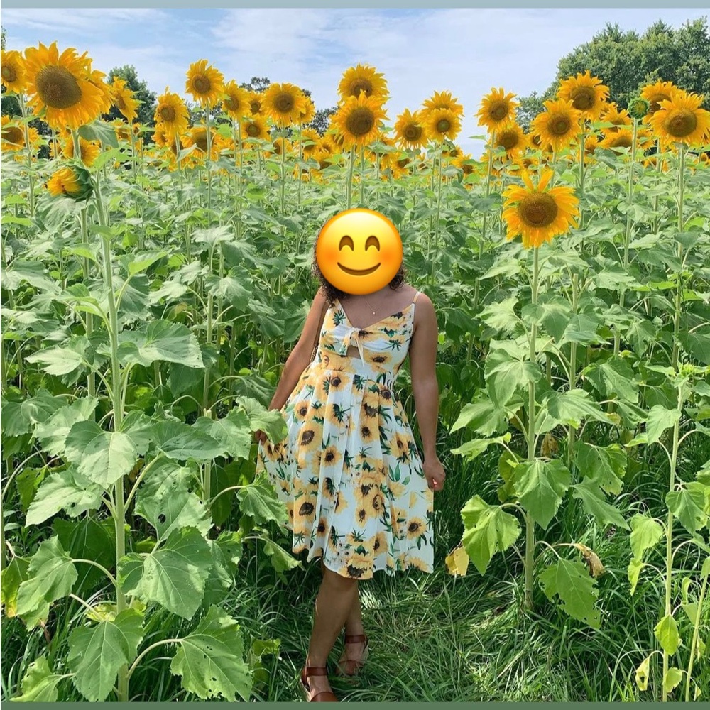 Sunflower Print Tie-Front Spaghetti Strap Dress
